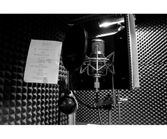 Experienced voice over artist in Spanish - 1