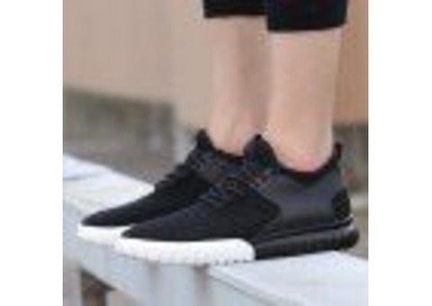 NEW ARRIVAL HIGH QUALITY RUNWAY DESIGNER RUN SHOES LACE UP CASUAL SNEAKERS SUMMER SHOES | free-classifieds.co.uk - Image 1 of 1