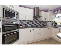 Freehold Property for sale in Barnes Way, Iver £500,000 | free-classifieds.co.uk - 2