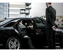 Convenient Minicab Service for Gatwick Airport Transfers - 1