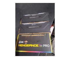 Corsair rgb vengeance 32gb pro 2x16 ddr4 3200mhz boxed perfect working order